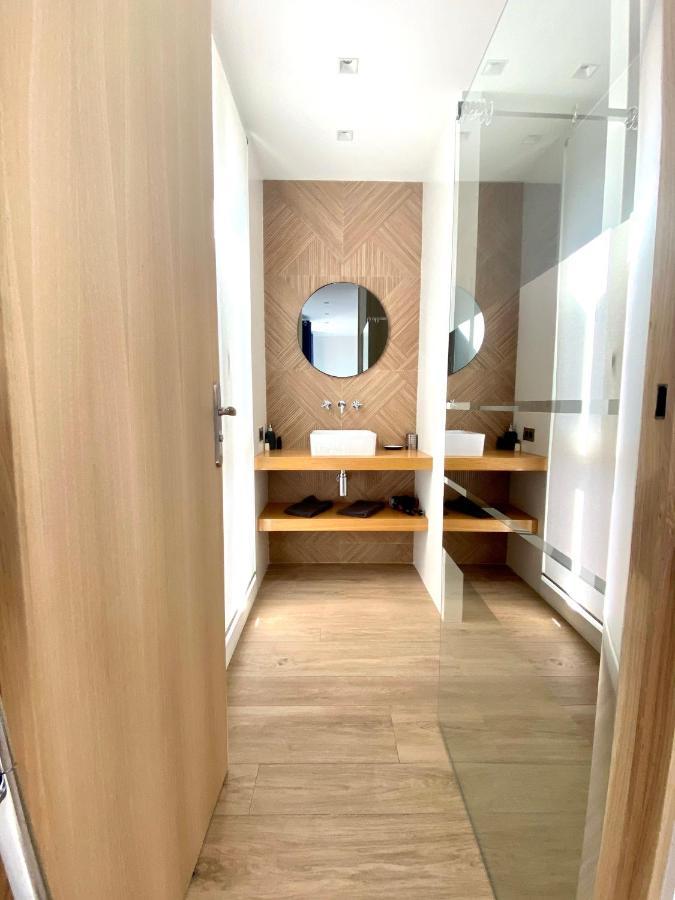 Magnifique Studio A Deux Pas Du Port De Сен-Тропе Экстерьер фото